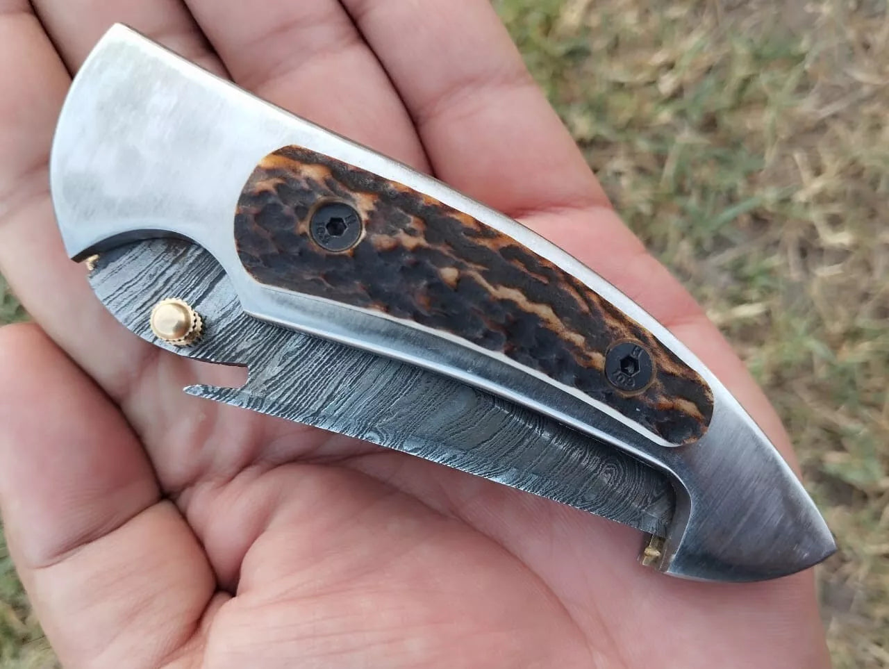 Antler Horn Handle Custom Handmade Damascus Steel Folding Knife