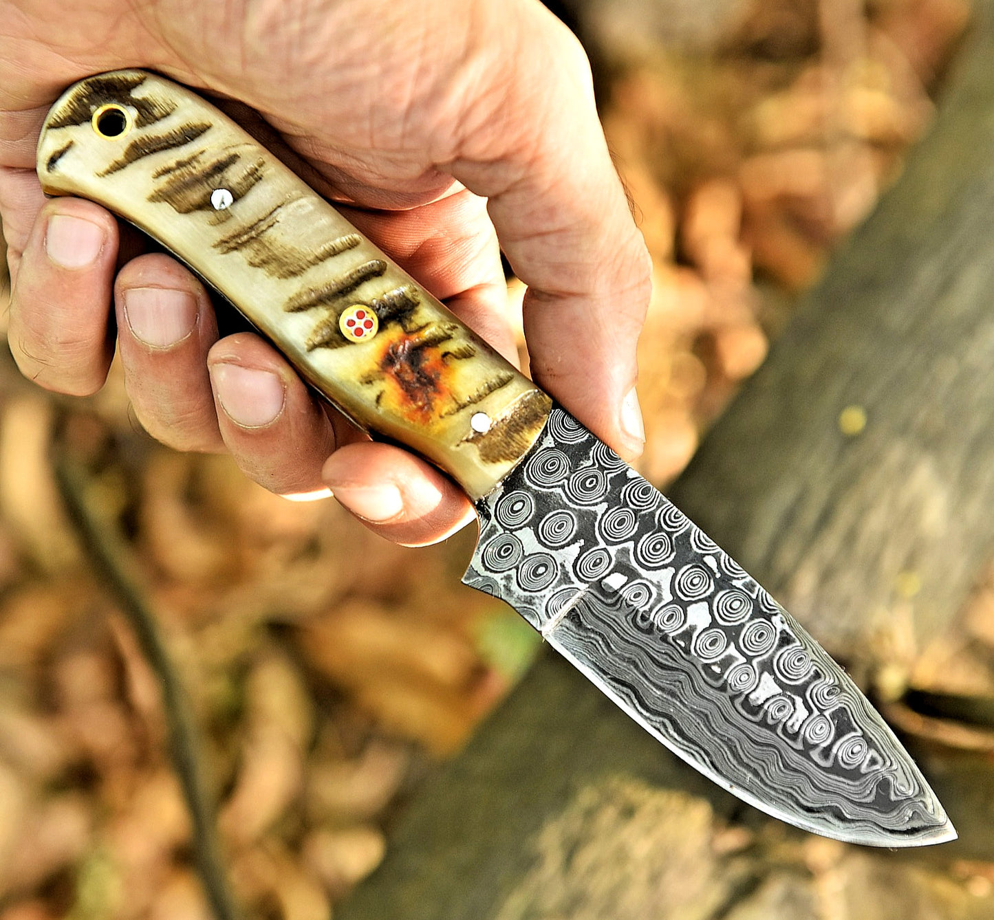 Hand Forged Damascus Steel Hunting Knife – Custom Skinner for Survival