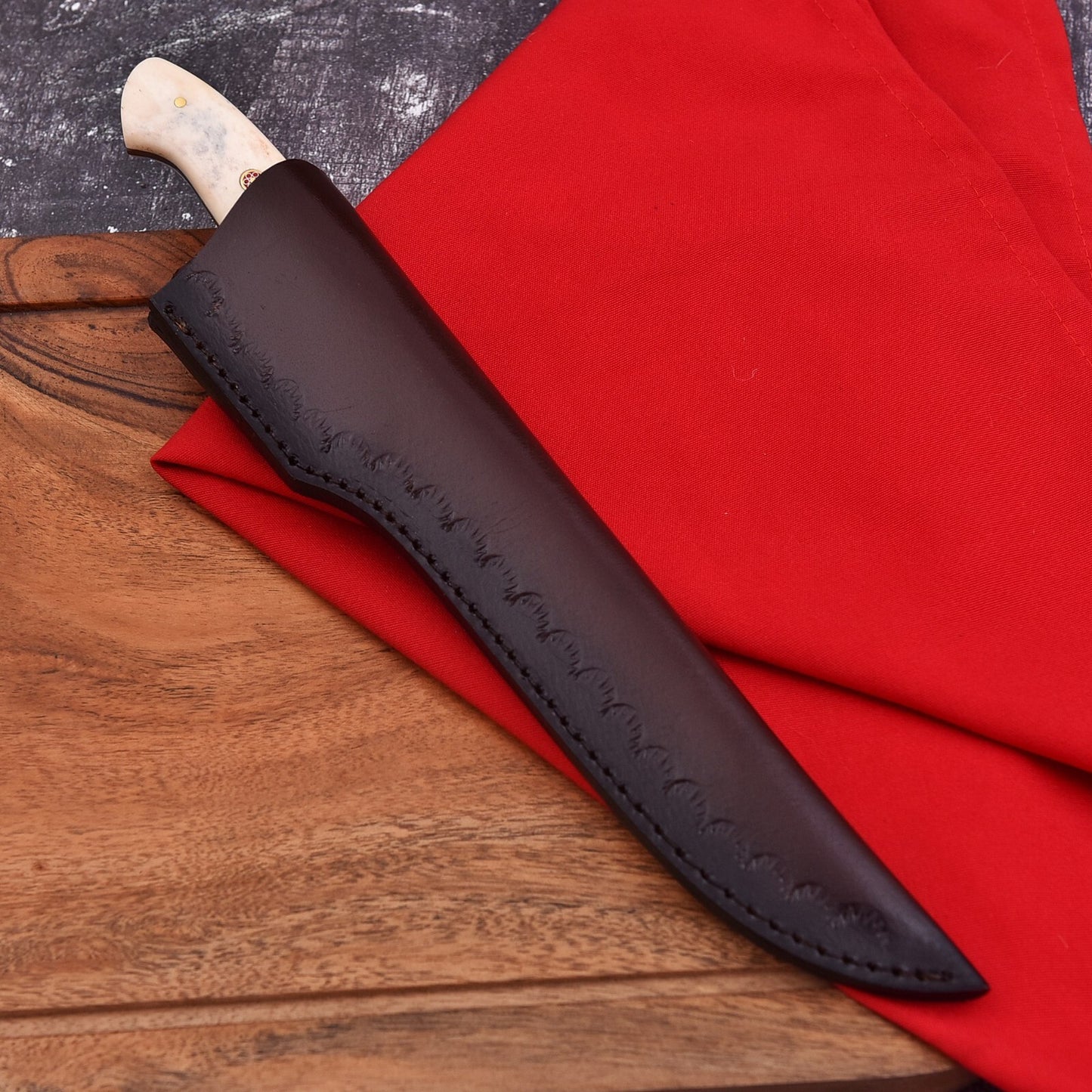 Custom Hand-Forged Damascus Steel Fillet Knife for Hunting, Fishing, and Culinary Use